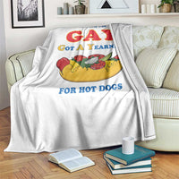 Yeah I’m GAY Got A Yearning For Hot Dogs Throw Blanket Funny Foodie Humor Retro Graphic