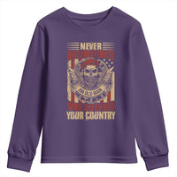 American Veteran Youth Sweatshirt Never Underestimate An Old Man Who Defended Your Country