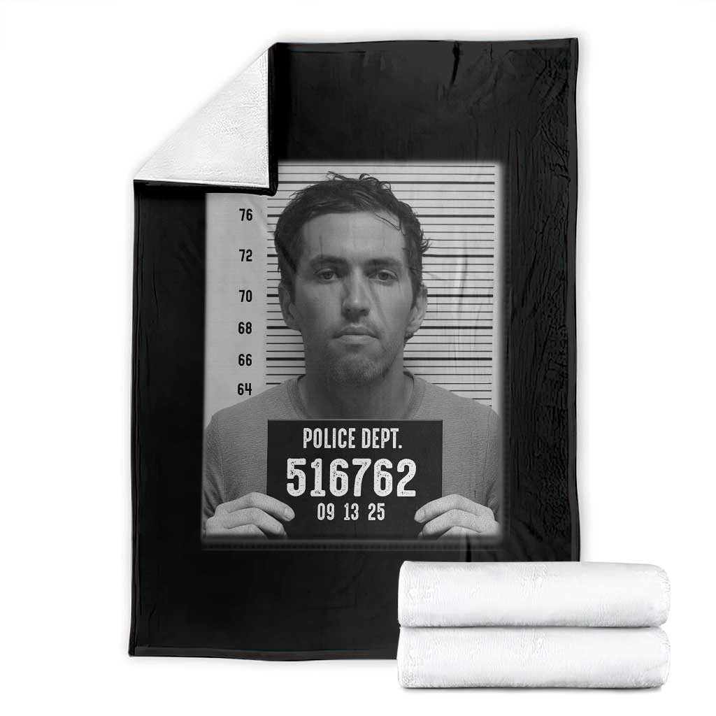 Tyler Robinson Mugshot Throw Blanket Justice For Charlie Kirk - Wonder Print Shop