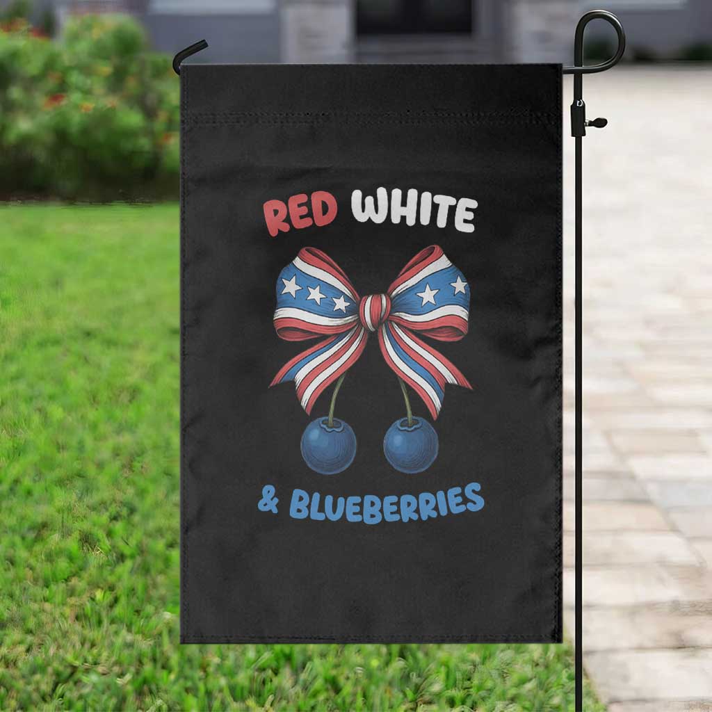 Red White and Blueberries Garden Flag Retro Coquette Bow Vintage American Flag - Wonder Print Shop