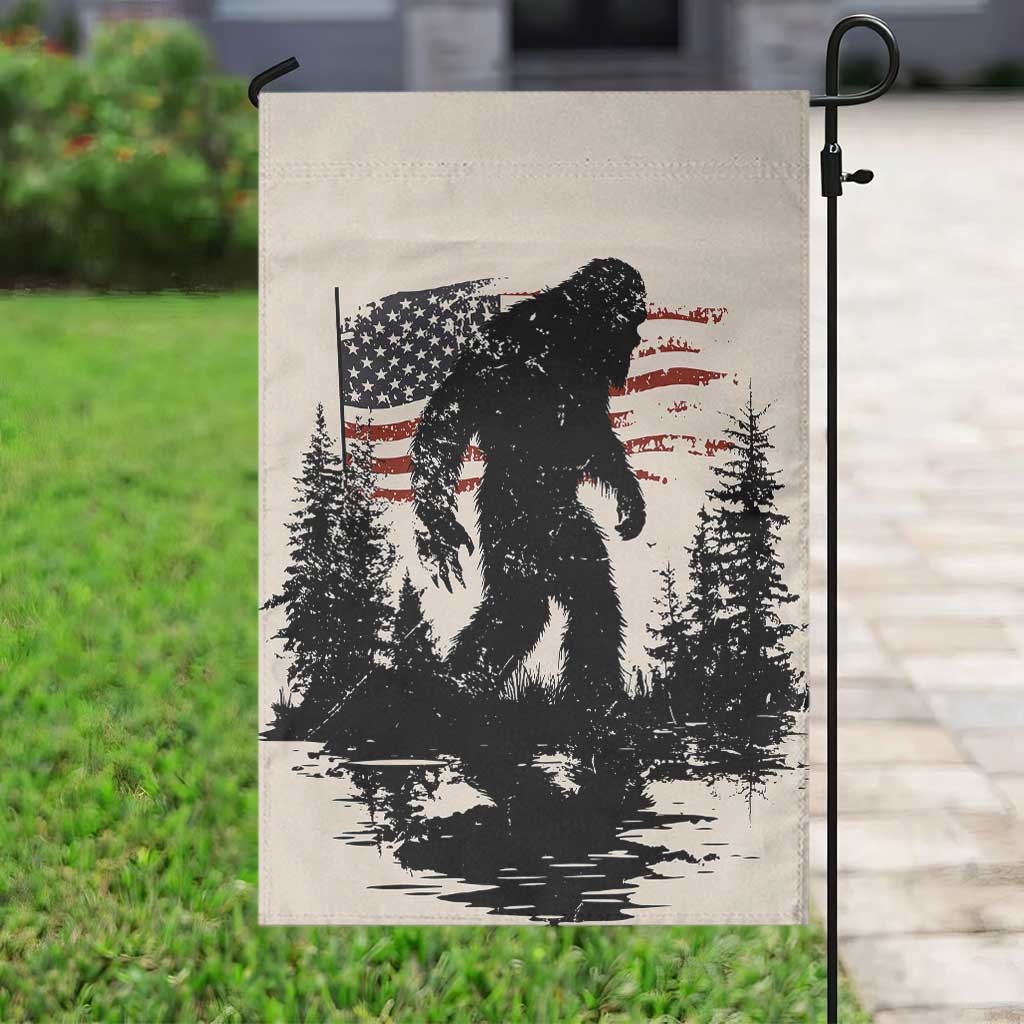 American Flag Bigfoot Garden Flag Patriotic Sasquatch Retro Vintage