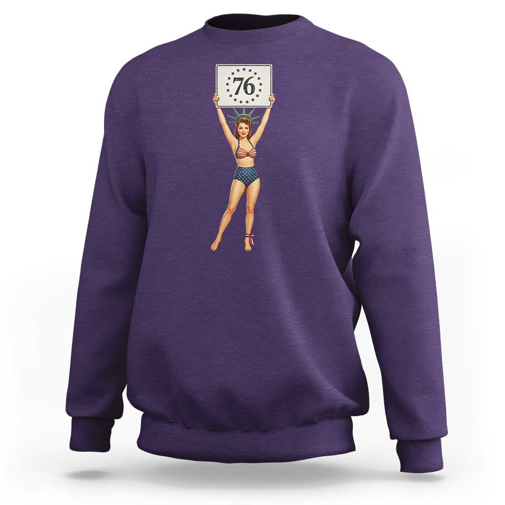 Vintage Patriotic Pin Up Girl 1776 Sweatshirt Statue of Liberty Retro Americana Graphic