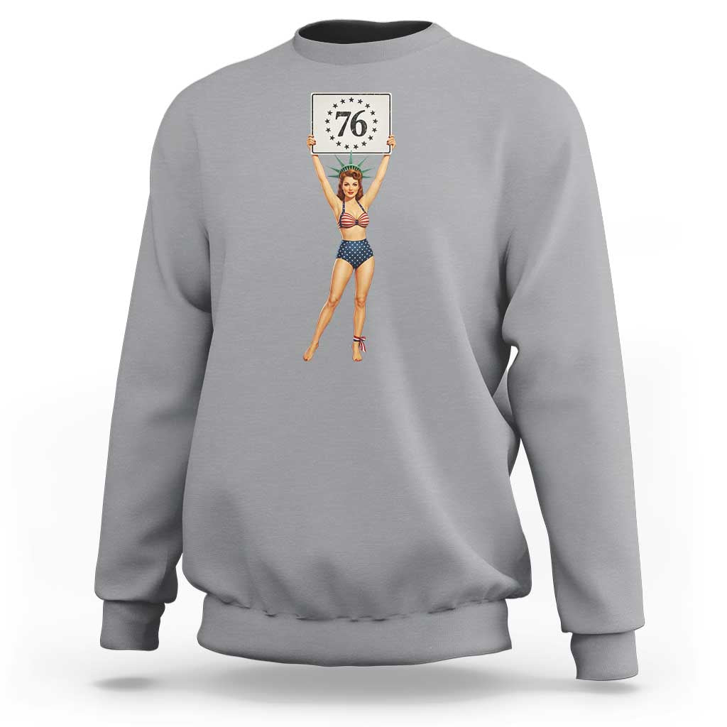 Vintage Patriotic Pin Up Girl 1776 Sweatshirt Statue of Liberty Retro Americana Graphic