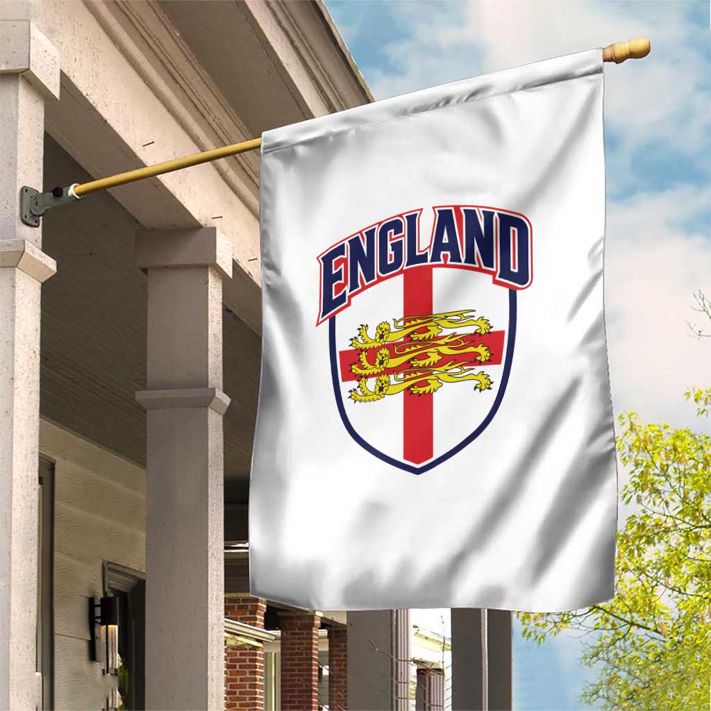 England Flag Lion Crest St George Cross Shield Crest Garden Flag Vintage Patriotic English Sport Fan Graphic