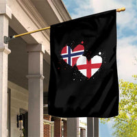 Distressed Norway and England Crossed Flags Dual Heart Graphic Garden Flag Love Half Norwegian Half English Pride