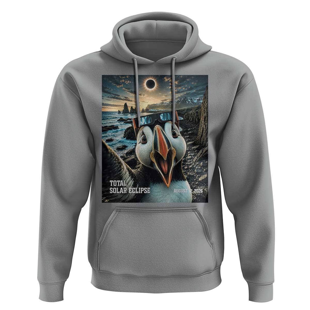 Puffin Selfie August 12 2026 Total Solar Eclipse Hoodie Funny Totality Photographic Astronomy Souvenir