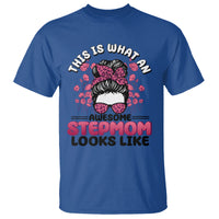 Funny Bonus Mom T Shirt This Is What An Awesome Stepmom Looks Like Pink Messy Bun - Wonder Print Shop