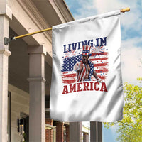 Living In America Funny Patriotic Heavyweight Boxer Garden Flag Vintage Distressed Flag Uncle Sam Hat Boxing Champion
