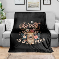 Funny Oktoberfest Deer Throw Blanket Mei Dirndl Is In Da Wasch German Bavarian Costume - Wonder Print Shop