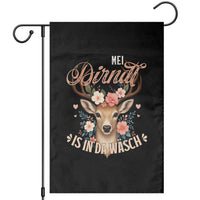 Funny Oktoberfest Deer Garden Flag Mei Dirndl Is In Da Wasch German Bavarian Costume - Wonder Print Shop