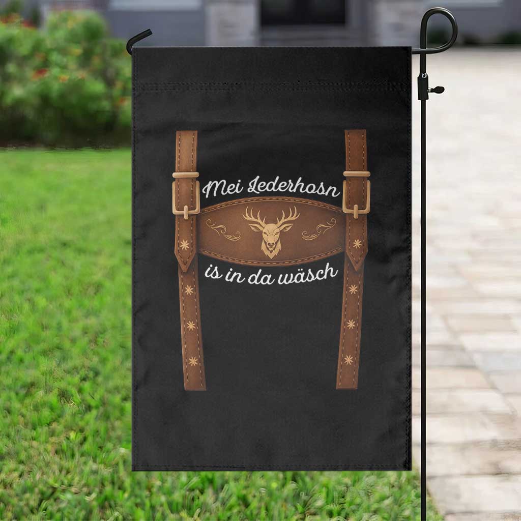 Funny Lederhosen Costume Alternative for Oktoberfest Garden Flag Mei Lederhosn Is In Da Wasch - Wonder Print Shop