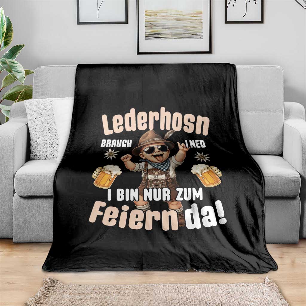 Funny Cute Boy Lederhosen Oktoberfest Throw Blanket Lederhosn I Bin Nur Zum Feiern Da Party - Wonder Print Shop
