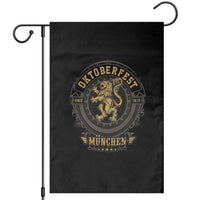 Oktoberfest Munchen Garden Flag Munich Vintage Round Emblem with Bavarian Lion - Wonder Print Shop