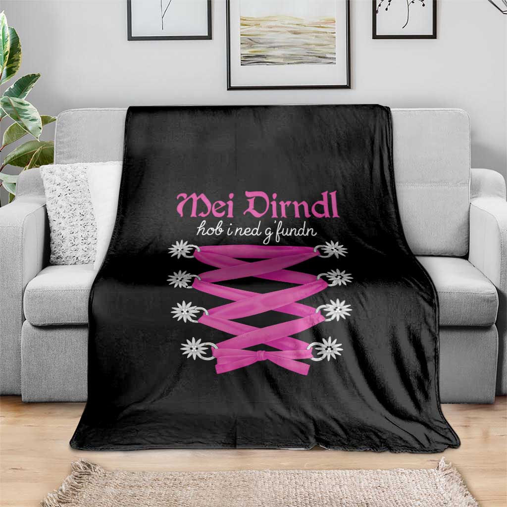 Funny Oktoberfest Corset in Pink Throw Blanket I Have Not Found My Dirndl - Wonder Print Shop