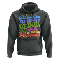 VBS 2025 Hoodie Discovering The Bigness Of God In The Smallest Of Things Retro Groovy