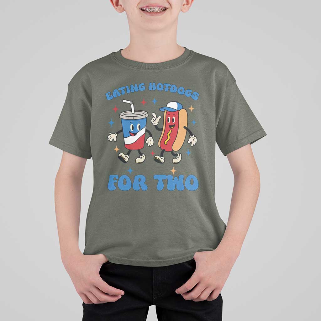 Eating Hotdogs for Two T Shirt For Kid Cute Pregnancy Announcement Patriotic 4th Of July