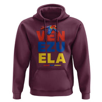 Venezuela Pride Flying Scarlet Macaw Hoodie Ara Macao Guacamaya Venezuelan Pride Tropical Bird