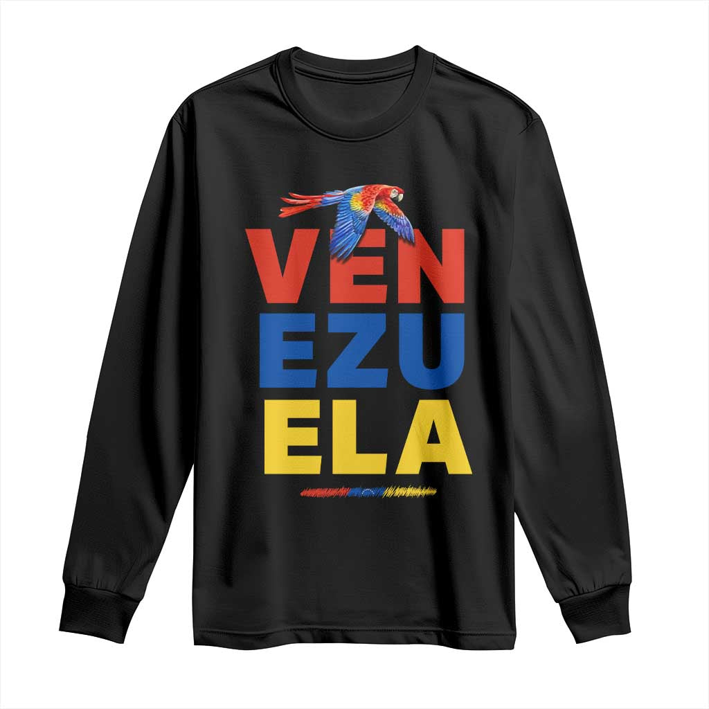 Venezuela Pride Flying Scarlet Macaw Long Sleeve Shirt Ara Macao Guacamaya Venezuelan Pride Tropical Bird