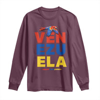 Venezuela Pride Flying Scarlet Macaw Long Sleeve Shirt Ara Macao Guacamaya Venezuelan Pride Tropical Bird