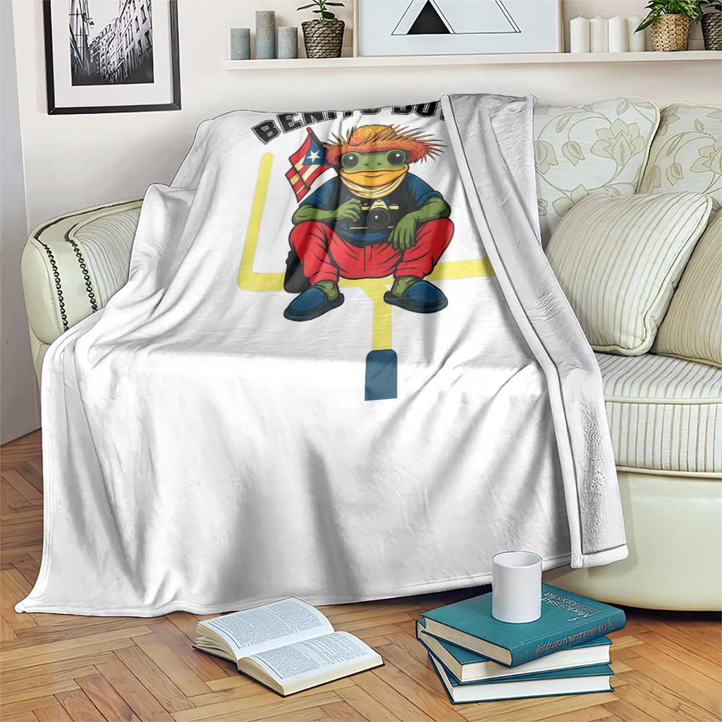 Benito Bowl Coquí Frog Football Throw Blanket Funny Puerto Rico Flag Game Day Music Fans
