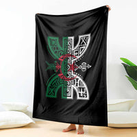 Algeria Amazigh Berber Yaz Symbol Algerian Flag Heritage Graphic Throw Blanket Traditional North African Tribal Culture Art