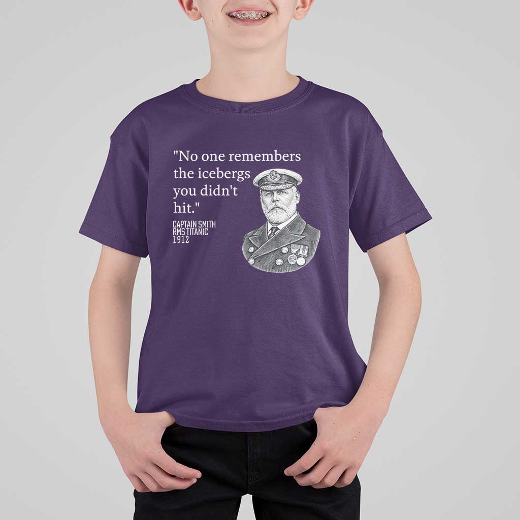 Funny Vintage Ship Captain Saying T Shirt For Kid No One Remembers the Icebergs You Did Not Hit Dark Humor