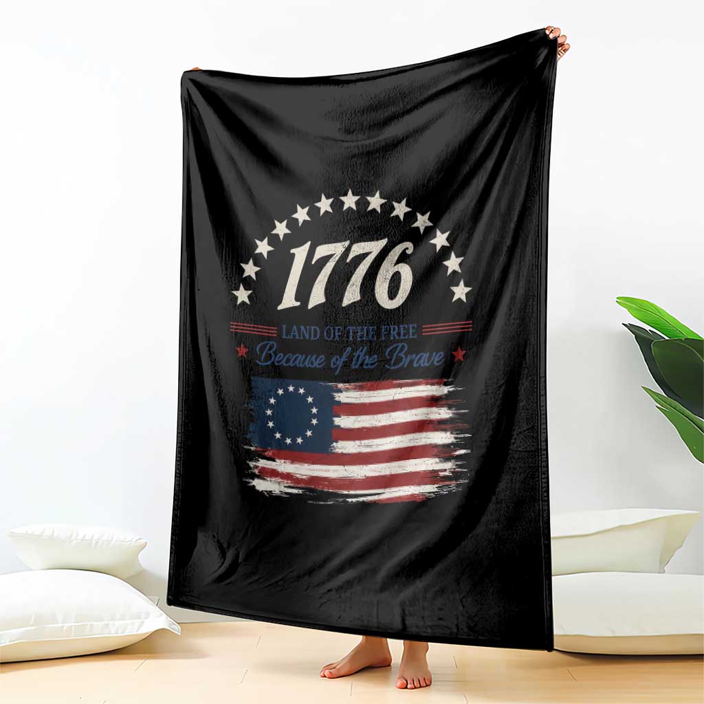 1776 Land of the Free Distressed Arch Graphic Throw Blanket Vintage Betsy Ross American Flag Stars Retro Patriotic