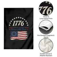 1776 Land of the Free Distressed Arch Graphic Garden Flag Vintage Betsy Ross American Flag Stars Retro Patriotic