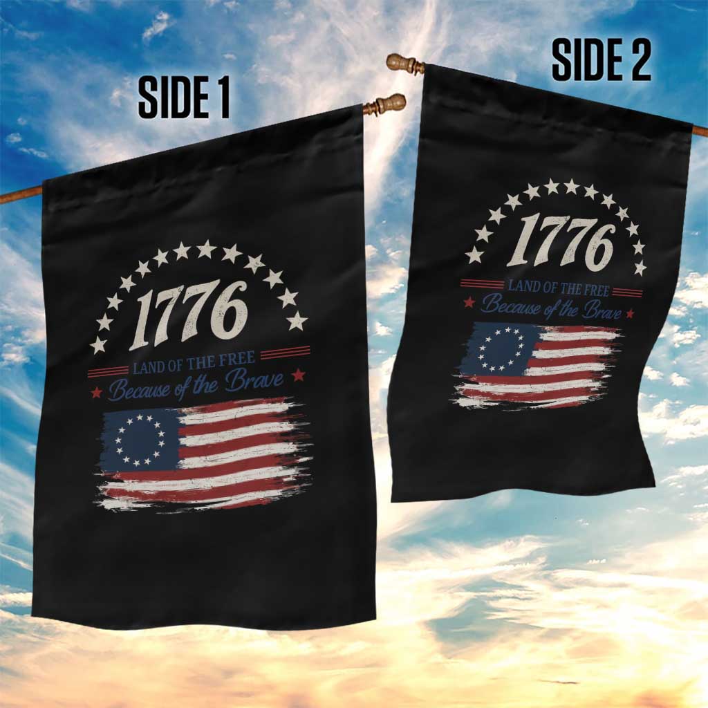 1776 Land of the Free Distressed Arch Graphic Garden Flag Vintage Betsy Ross American Flag Stars Retro Patriotic