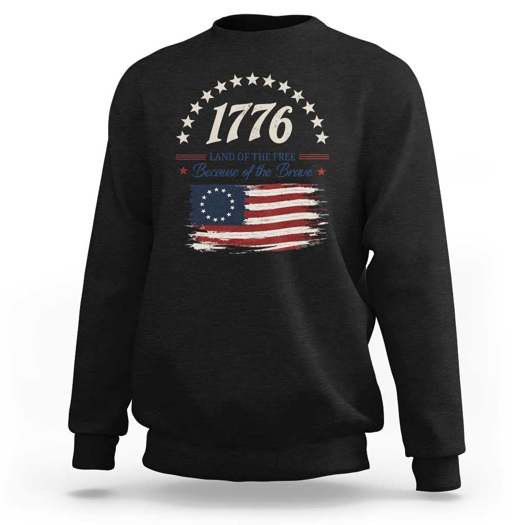 1776 Land of the Free Distressed Arch Graphic Sweatshirt Vintage Betsy Ross American Flag Stars Retro Patriotic
