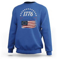1776 Land of the Free Distressed Arch Graphic Sweatshirt Vintage Betsy Ross American Flag Stars Retro Patriotic