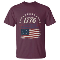 1776 Land of the Free Distressed Arch Graphic T Shirt Vintage Betsy Ross American Flag Stars Retro Patriotic