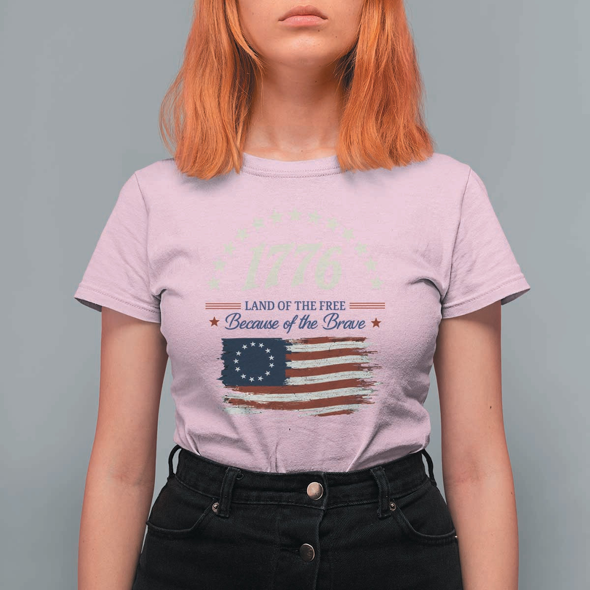 1776 Land of the Free Distressed Arch Graphic T Shirt For Women Vintage Betsy Ross American Flag Stars Retro Patriotic