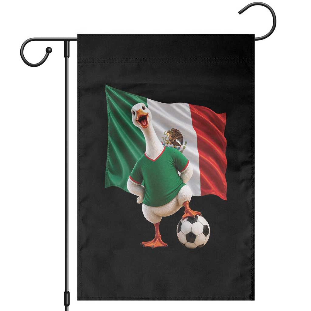 Funny Screaming Merlin the Duck Garden Flag Mexico Soccer Flag Football Fans