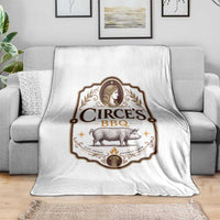 Circes BBQ Funny Greek Mythology Dark Humor Throw Blanket Slow Smoked Legendary Flavor Odysseus Pigs Odyssey Parody