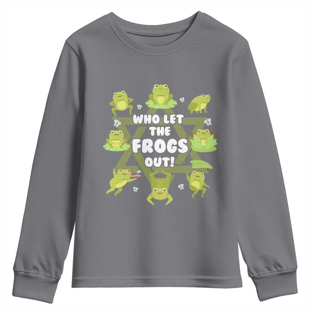 Funny Passover Youth Sweatshirt Who Let the Frogs Out  Jewish Seder Fami