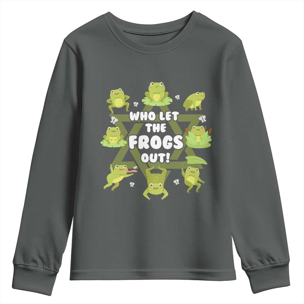 Funny Passover Youth Sweatshirt Who Let the Frogs Out  Jewish Seder Fami