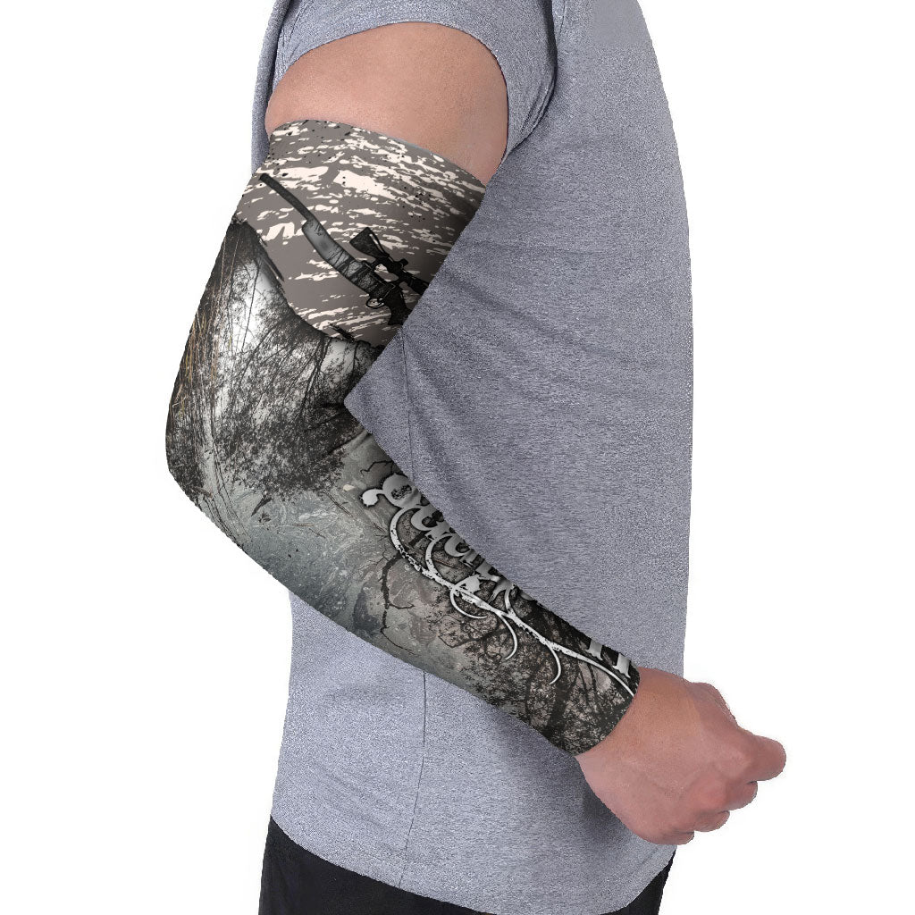 Hunting Rifle Arm Sleeves Grunge Wilderness Marsh Scene with Rustic Outdoor