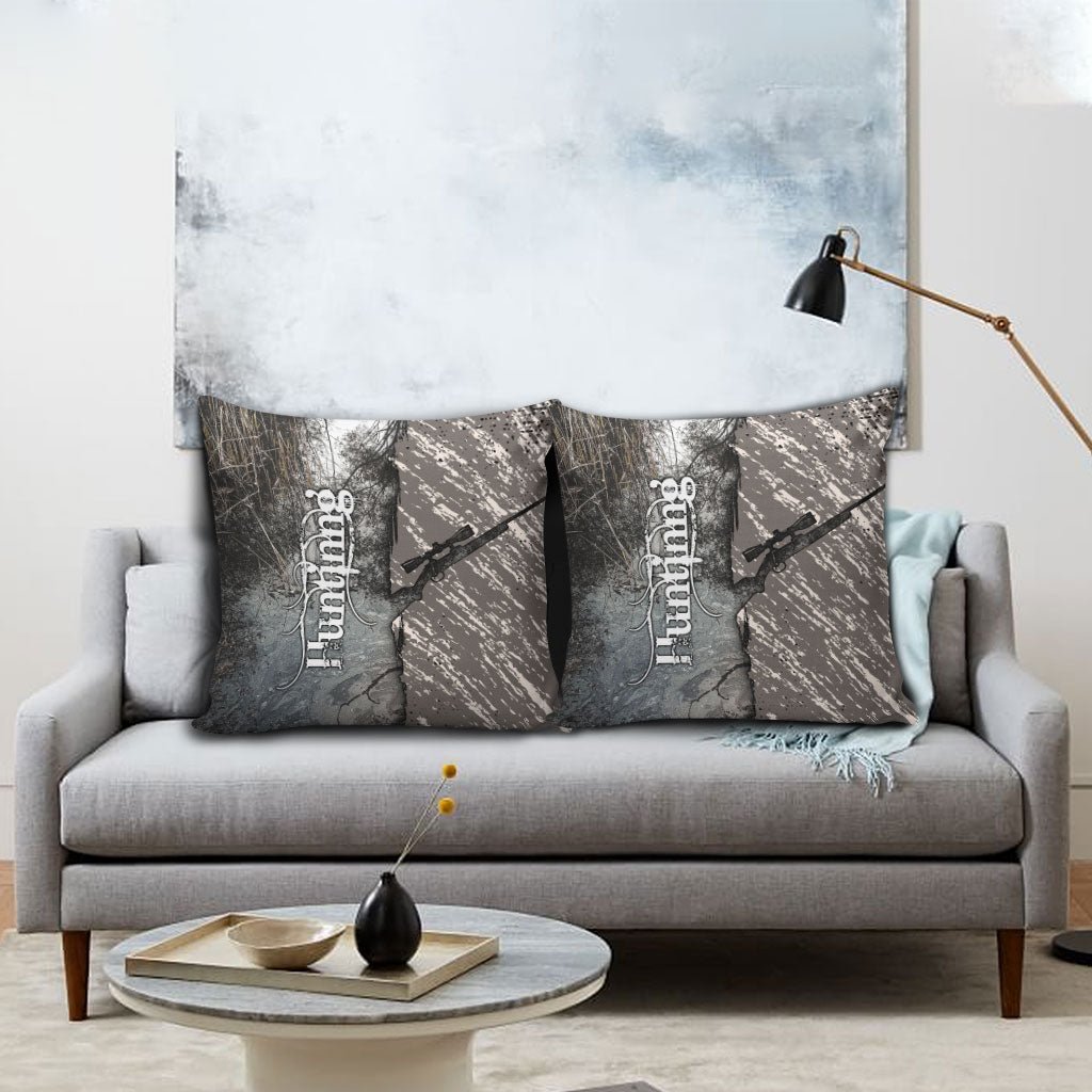 Hunting Rifle Pillow Cover Grunge Wilderness Marsh Scene with Rustic Outdoor