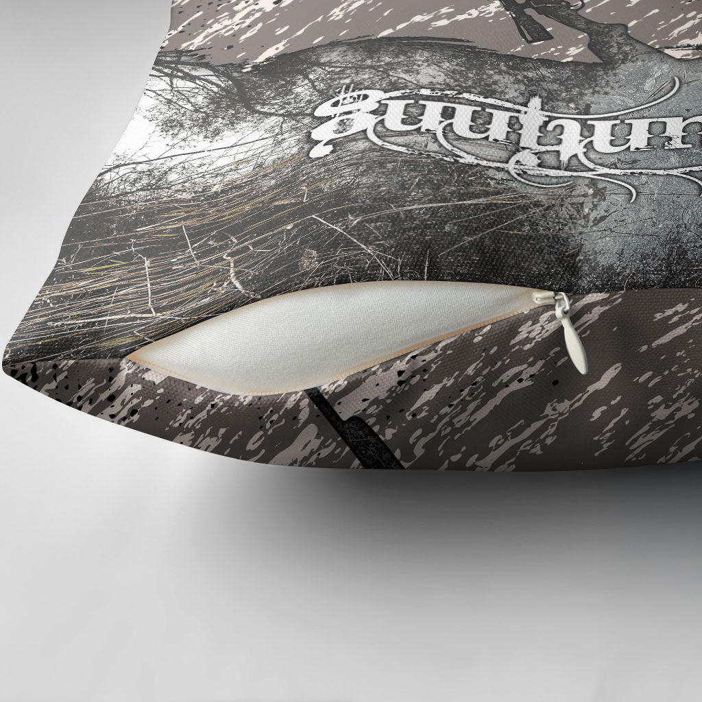 Hunting Rifle Pillow Cover Grunge Wilderness Marsh Scene with Rustic Outdoor