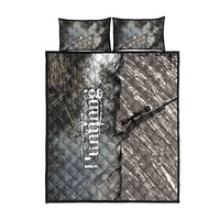 Hunting Rifle Quilt Bed Set Grunge Wilderness Marsh Scene with Rustic Outdoor