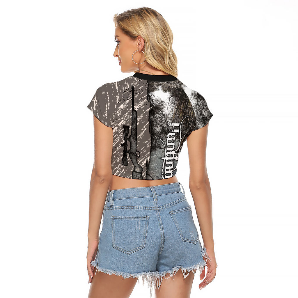 Hunting Rifle Raglan Cropped T Shirt Grunge Wilderness Marsh Scene with Rustic Outdoor