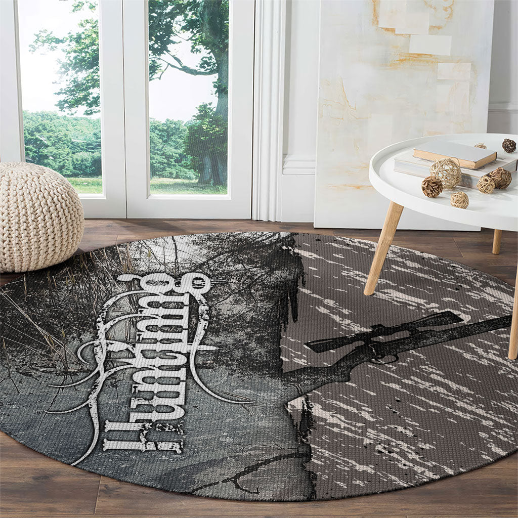 Hunting Rifle Round Carpet Grunge Wilderness Marsh Scene with Rustic Outdoor