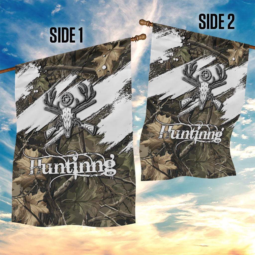 Deer Skull Hunting Garden Flag Camo Forest Grunge Buck Skull Crossed Rifles Target