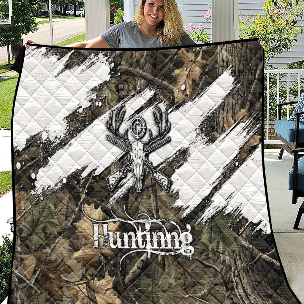 Deer Skull Hunting Quilt Camo Forest Grunge Buck Skull Crossed Rifles Target