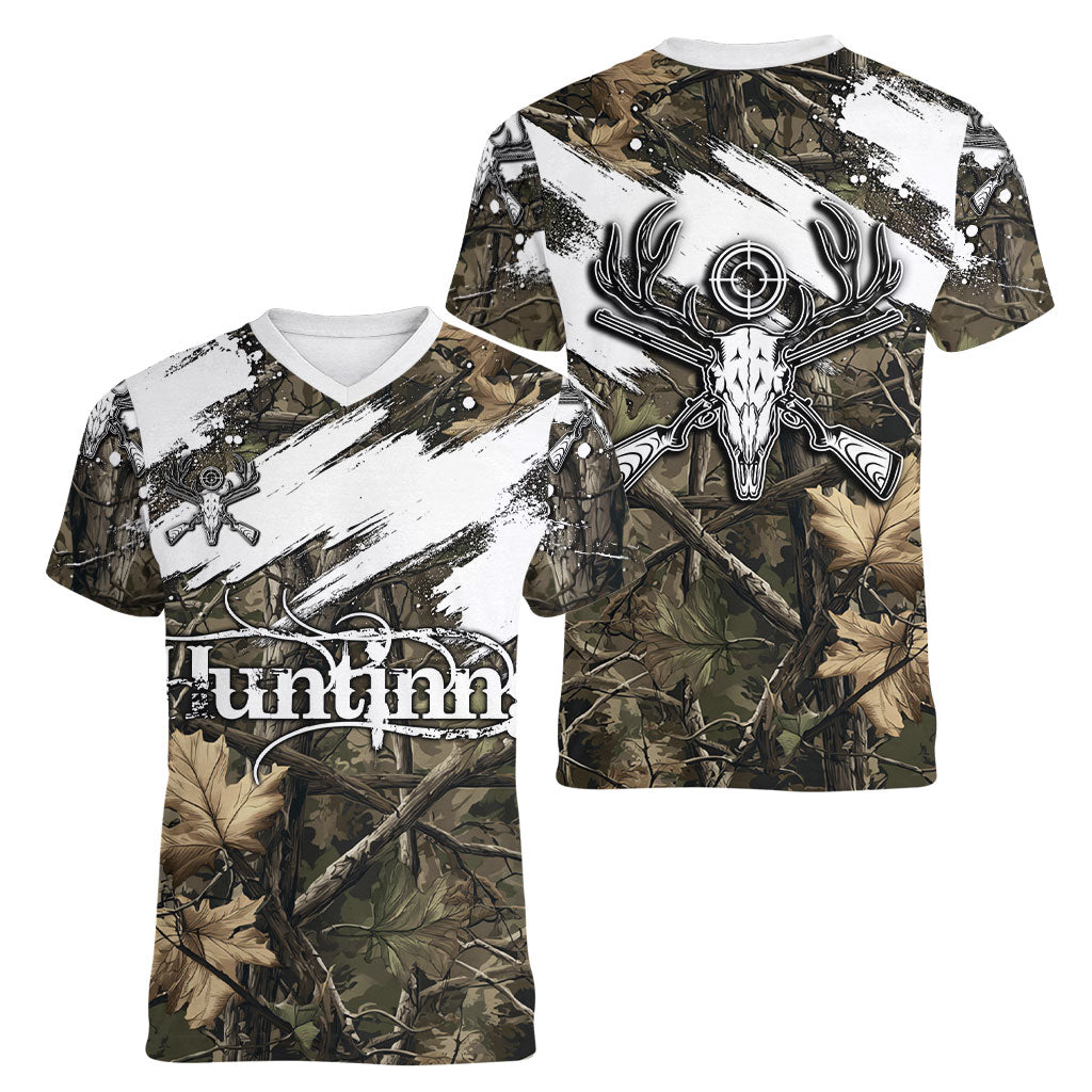 Deer Skull Hunting Women V-Neck T-Shirt Camo Forest Grunge Buck Skull Crossed Rifles Target