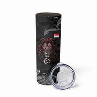 Singapore National Flag Day Skinny Tumbler Lion Tiger Coat Of Arms Grunge Graffiti