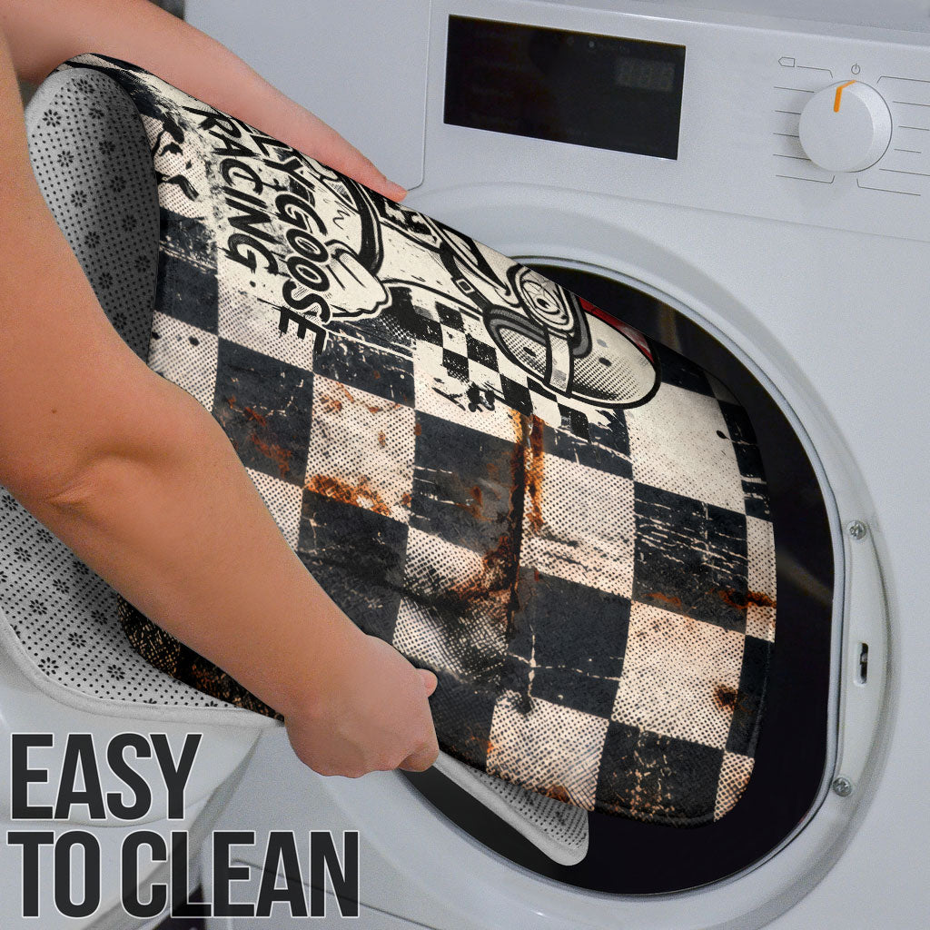 Silly Goose Racing Motorsport Bathroom Set Vintage Distressed Checkered Flag - Cartoon Race Car