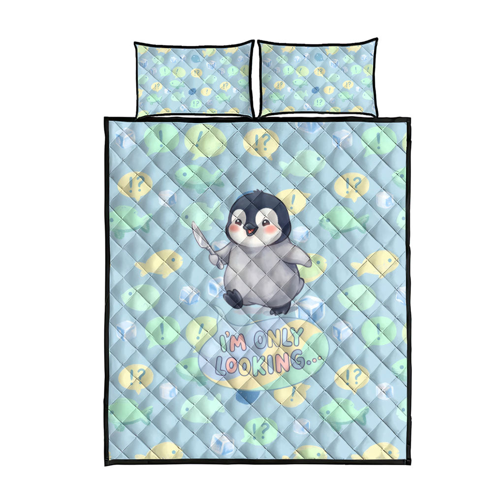 Sneaky Flipper Cute Penguin Holding Knife Quilt Bed Set Funny Chibi Penguin Graphic With Ice And Fish Pattern