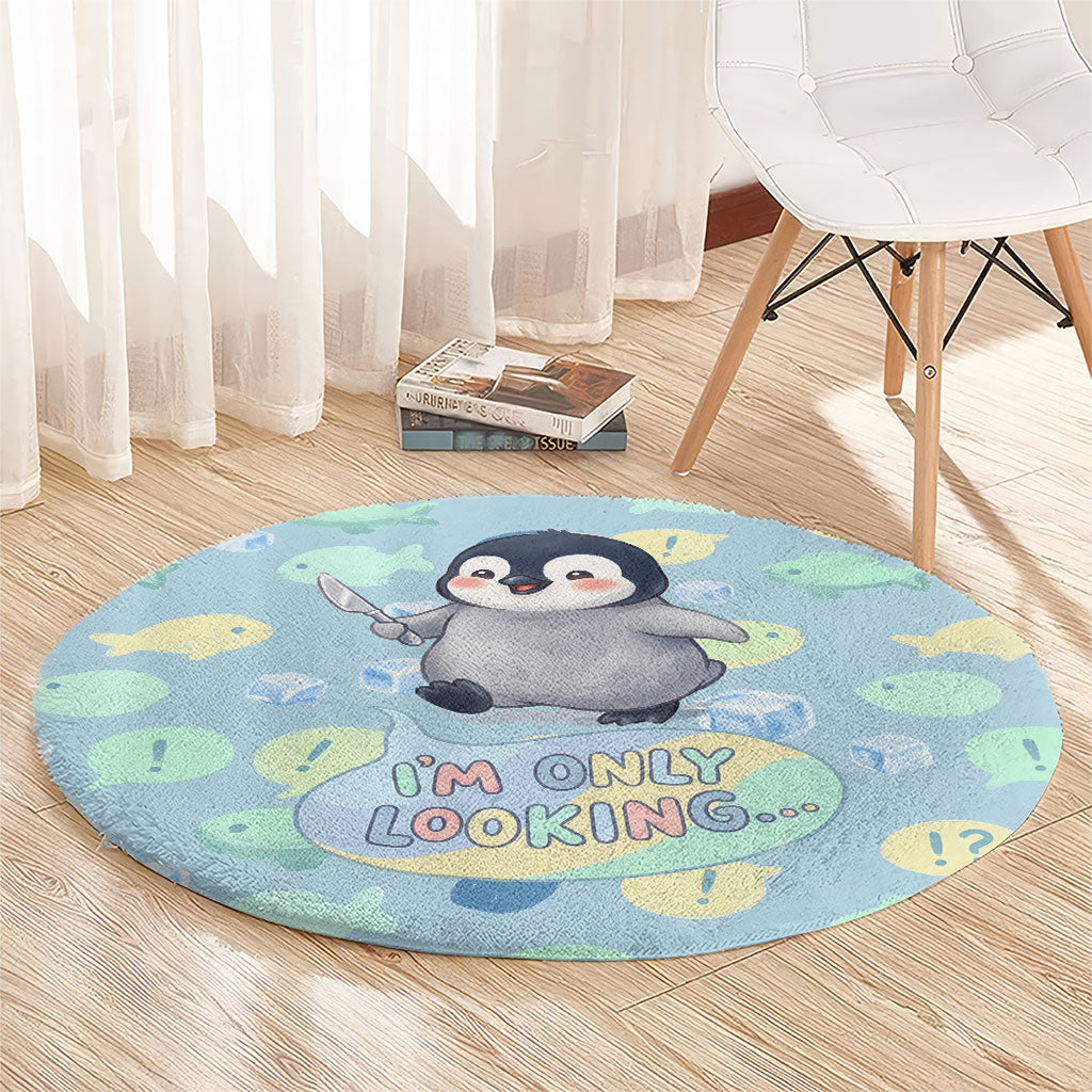 Sneaky Flipper Cute Penguin Holding Knife Round Carpet Funny Chibi Penguin Graphic With Ice And Fish Pattern